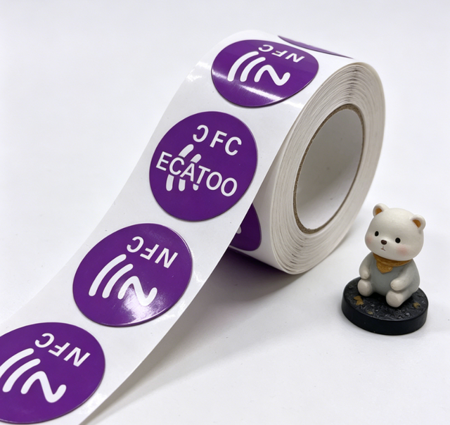 Hot Selling Waterproof NFC Customizable Printed Labels/Tags RFID Stickers / Chip Inlay for Management and Tracking