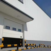 Porte sectionnelle T500 à économie d'espace avec panneau isolé et fenêtre de vision pour garage de villa et entrée principale