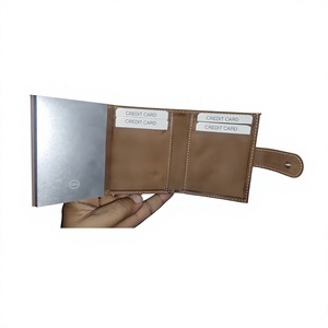 Portefeuille pour homme BS INTERNATIONAL en cuir véritable à 100 %, motif étoile, broderie de lettres, fermeture ouverte, imperméable, 7/6 pouces - Product Image 5