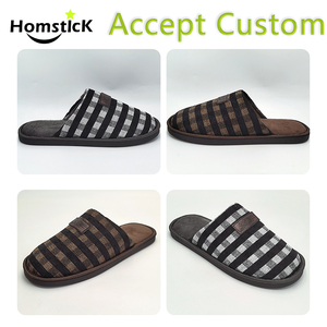 Pantuflas Elegantes para Hombre, Fabricadas en Textil, Certificadas Reach, Suaves y Afelpadas, Calzado de Dormitorio, Elegantes Pantuflas de Interior, Plazo de Entrega de 30 a 60 Días - Product Image 3