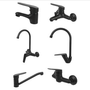 Rubinetto Monocomando Moderno Nero Opaco di Tendenza, Adatto per Lavello Cucina, <span class=keywords><strong>Lavabo</strong></span> e Doccia, in Lega di Zinco Massiccia - Product Image 2