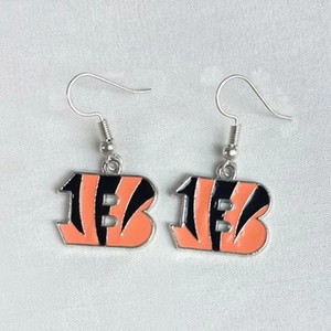 Envío rápido Sport Chicago Bears Swirl Heart Pendientes Multicolor Team logo Pendientes colgantes - Product Image 2