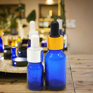 Bouteilles d'huile cosmétiques de luxe flacons de pompe en verre ambré plat pour huiles essentielles de parfum marque personnalisée disponible - Product Image 2