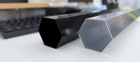 Tubo Hexagonal de Aluminio 6063 T6, Anodizado Negro, Lacado Transparente, Resistente al Fuego, Anticorrosión, Duradero, de Fábrica