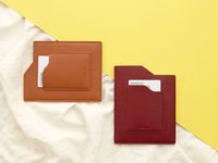 Impression initiale porte-passeport en cuir pu à faible quantité minimale de commande avec porte-carte i.d couverture de passeport à bas prix en gros avec logo