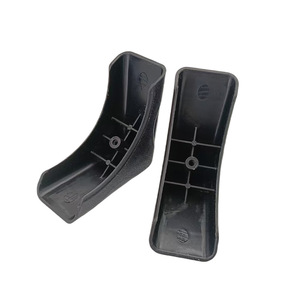 Coussinets de pieds de chaise en plastique antidérapants triangulaires pour chaise de bureau, pieds réglables en hauteur, noir, manchon de tube 20x40 Denier - Product Image 3