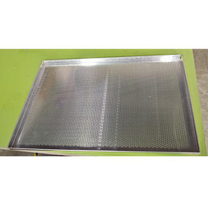 Plateau <span class=keywords><strong>de</strong></span> four perforé en aluminium à <span class=keywords><strong>angle</strong></span> droit <span class=keywords><strong>de</strong></span> soudage fait à la main en usine <span class=keywords><strong>plaque</strong></span> à biscuits à pain plateau <span class=keywords><strong>de</strong></span> <span class=keywords><strong>cuisson</strong></span> roulant personnalisé - Product Image 2