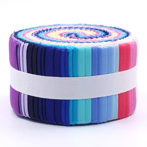 Tiras de algodón de tela de rollo de gelatina de punto de estilo liso de 2,5 pulgadas con impresión Digital para acolchado y niñas