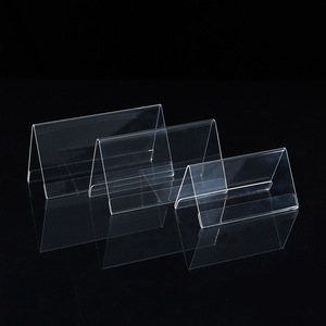 ป้ายชื่ออะคริลิคทรงวี W001 แบบสองด้าน โปร่งใส สำหรับใช้กับโต๊ะประชุม - Product Image 2