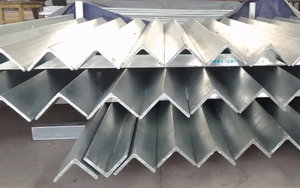 <span class=keywords><strong>Aco</strong></span> De Angulo Galvanizado A36 Q235 30x30mm a 150x150mm Para Construcao Servicos De Soldagem E Corte Compativeis Com a Norma JIS - Product Image 2