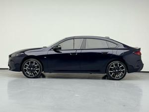 <span class=keywords><strong>BMW</strong></span> Série 2 2025 225L M Sport Night Package d'occasion, prête à l'exportation, à <span class=keywords><strong>prix</strong></span> compétitif - Product Image 2