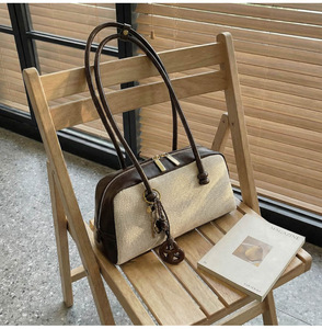 Fournisseur Alibaba Chine : Sacs à main et sacs à bandoulière élégants pour femmes, collection 2026, vente chaude, vente en gros pour toutes les saisons - Product Image 4