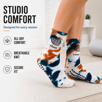 Chaussettes côtelées personnalisées tie-dye avec grip, logo imprimé, confortables, antidérapantes avec points en caoutchouc pour le yoga et le pilates féminin