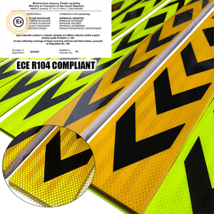 Autocollant Fléché Réfléchissant Jaune Fluorescent Personnalisé ECE104 <span class=keywords><strong>pour</strong></span> Camions des Émirats Arabes Unis, <span class=keywords><strong>Bande</strong></span> <span class=keywords><strong>Réfléchissante</strong></span> de Sécurité Homologuée E <span class=keywords><strong>pour</strong></span> Remorques et Autobus - Product Image 2