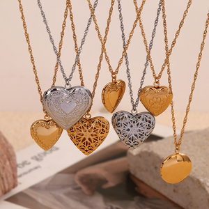 Collana con medaglione a cuore in acciaio inossidabile con colori oro e argento eleganti disegni delicati per le donne gioielli di moda per tutti i giorni - Product Image 1