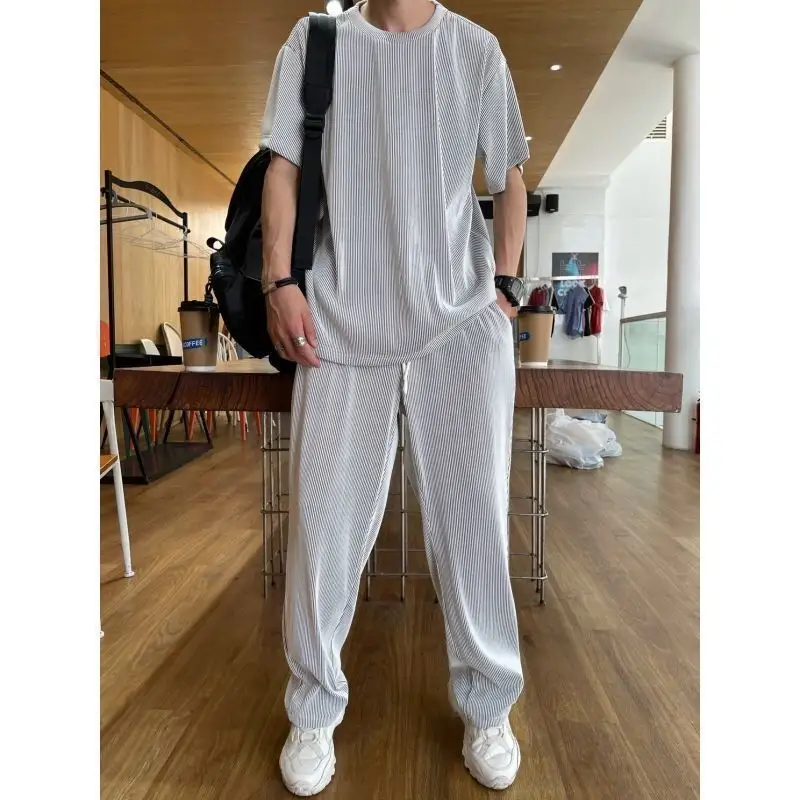 Summer Ice Silk Short-sleeved Trousers Casual Sports Suit Men Outdoor Deux-pièces Suit Adultes Femmes Workout Sets 1piece M-3XL