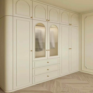 Armoire vintage en chêne français massif, grande capacité de rangement, pour hôtel et maison - Product Image 5