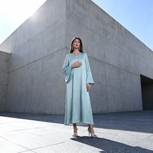 Abaya de luxe en polyester avec strass thermocollants pour femmes musulmanes, personnalisable, OEM, vente en gros - Product Image 2