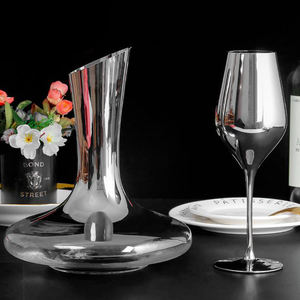 <span class=keywords><strong>Carafe</strong></span> à vin en verre plaqué or soufflé à la bouche faite à la main <span class=keywords><strong>Carafe</strong></span> à vin en verre argenté <span class=keywords><strong>Carafe</strong></span> à vin en or rose avec un trou comme poignée - Product Image 6