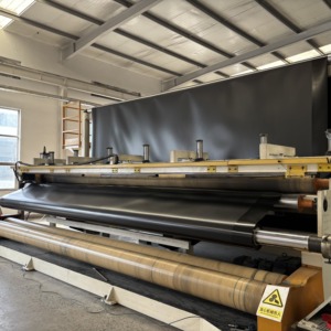 แผ่นกันซึมแบบเรียบ ผลิตจากวัสดุ LDPE LLDPE HDPE ดีไซน์ทันสมัย ขายดี เหมาะสำหรับบุบ่อ บ่อเก็บน้ำ ระบบกักเก็บน้ำรอง ทนทาน - Product Image 6