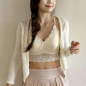 Camisola de encaje francés sexy de lujo ligero, transpirable, con tirantes ajustables y espalda cruzada, sin costuras, con almohadillas delgadas para el pecho, se puede usar como top. - Product Image 6