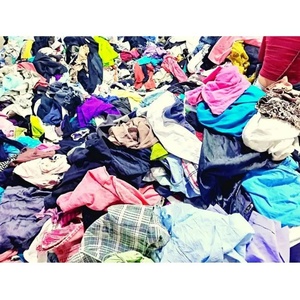 เสื้อผ้ามือสองคุณภาพดี แฟชั่นเสื้อผ้าใช้แล้วสำหรับผู้หญิงและผู้ชาย ผ้าฝ้าย ผ้าไหม แบรนด์ดัง วัสดุคุณภาพสูง พร้อมโลโก้ - Product Image 6