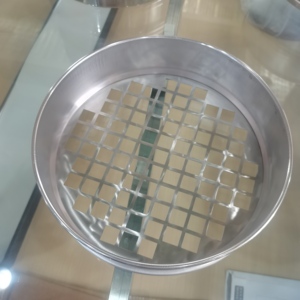 Tamis de laboratoire en acier inoxydable 304 perforé, tamis à mailles à trous ronds, tamis de calibrage de particules pour la filtration des poudres - Product Image 6