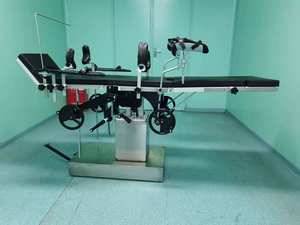 Tavolo Operatorio Manuale in Acciaio Inossidabile per Operazioni Chirurgiche Ospedaliere Certificato CE Marca LK - Product Image 4