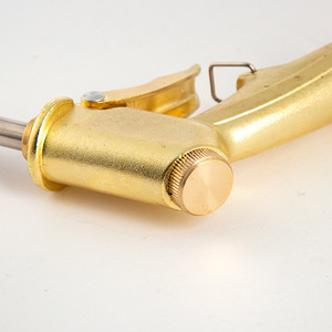 Pistola de Agua de Alta Presión con Mango Extendido, Cabezal de Cobre Puro, Cuerpo de Aleación de Aluminio Electrochapado, para Lavado de Autos y Jardín - Product Image 4
