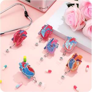 Acrylique <span class=keywords><strong>pharmacie</strong></span> coeur série médicale infirmière accessoires porte-carte d'identité porte-Badge rétractable Badge bobine avec <span class=keywords><strong>pince</strong></span> crocodile - Product Image 4