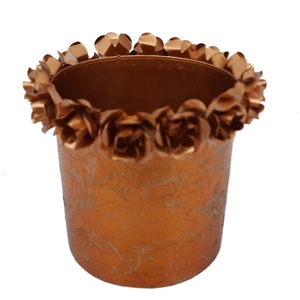 Décoration de la maison superbe feuille de cuivre métal fer brillant forme ronde noël décoratif support votif fait à la main en vrac - Product Image 1