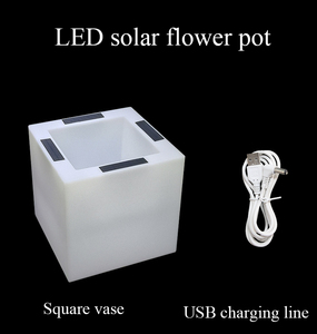 <span class=keywords><strong>Pot</strong></span> <span class=keywords><strong>de</strong></span> <span class=keywords><strong>fleurs</strong></span> extérieur à éclairage LED avec caractéristiques résistantes au vent et à l'eau pour la maison et le jardin avec <span class=keywords><strong>fleurs</strong></span> artificielles - Product Image 2