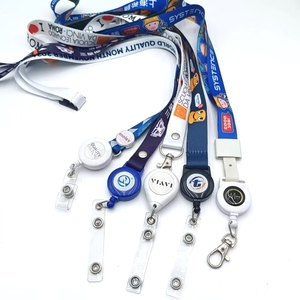 Lanières personnalisées de qualité supérieure, durables, avec accessoires personnalisés pour le personnel de bureau et les visiteurs - Product Image 2
