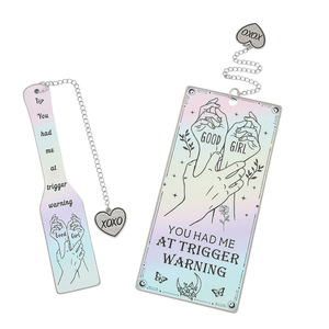 Marque-page en métal holographique pour couple amoureux, motif laser dégradé, imprimé cœur, pendentif XOXO, artisanat métallique - Product Image 1