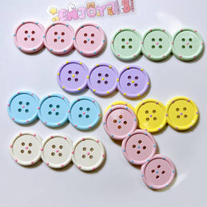 תכשיטי בעבודת יד חמודים תכשיטים לשיער של אביזר תיקון אבזר שרף כפתורים שטוחים - Product Image 3