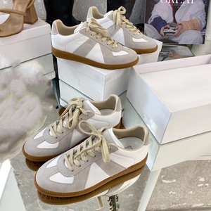 Scarpe da Allenamento in <span class=keywords><strong>Vera</strong></span> <span class=keywords><strong>Pelle</strong></span> Traspirante con Chiusura a Lacci, Nuove <span class=keywords><strong>Sneakers</strong></span> Sportive Casual Retrò Bianche Stile Forrest Gump per <span class=keywords><strong>Donna</strong></span> 2025 - Product Image 3