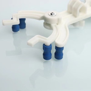 Pinza de mariposa de plástico de doble cara ajustable Hande Medical para tubos de ensayo y soportes de titulación de laboratorio - Product Image 3