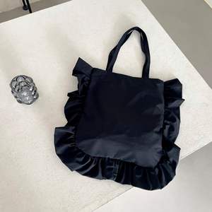 Bolso de mano de un solo hombro para <span class=keywords><strong>mujer</strong></span>, encaje de nube, catálogo de <span class=keywords><strong>revista</strong></span> de marea Vintage, tela de nailon impermeable, cadenas de encaje plisado, decoración - Product Image 6