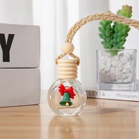 Nouveau vide arbre de noël décoration voiture suspendus bouteilles de parfum voiture désodorisant verre diffuseur bouteille