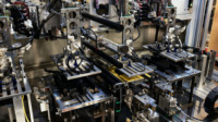 Machine semi-automatique d'empilage de batteries, machine d'empilage de cellules prismatiques