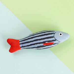 Juguete Masticable de Hierba Gatera con Forma de Pez para Gatos, Juguete para Eliminar el Aburrimiento, Tamaño Mediano, Empaque en Bolsa de Polietileno, Origen Zhejiang - Product Image 5