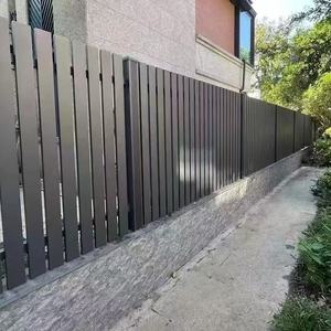 Portails de clôture modernes en aluminium noir thermolaqué, clôture de jardin extérieure économique en alliage d'aluminium, treillis à lames verticales, modélisation 3D - Product Image 5