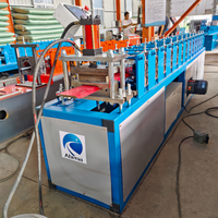 Machine de formage à rouleaux pour panneaux métalliques Dura Fence, machine pour tôles de clôture de type palissade, machine pour panneaux de protection de l'intimité, ligne de production automatique de lames de clôture