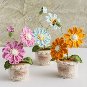 Macetas Tejidas a Mano Personalizables y Listas para Enviar, Macetas de Flores de Ganchillo Hechas a Mano, Tulipanes, Girasoles, Rosas para Regalo - Product Image 4