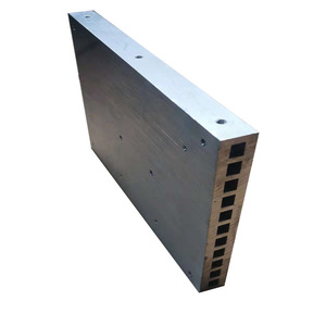 Disipador de Calor de Aluminio MDC de 210 mm de Largo, 160 mm de Ancho y 18 mm de Alto, Radiador Refrigerado por Agua para Enfriamiento Electrónico - Product Image 2