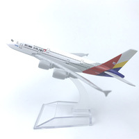 Modèle d'avion en métal moulé sous pression Asiana Airlines Airbus A380 à l'échelle 1/400 de 16 cm avec support
