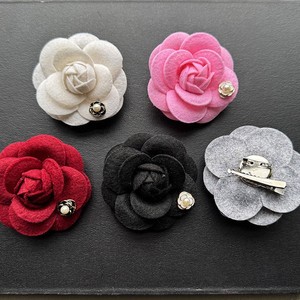 Broche de flor de tela de Rosa <span class=keywords><strong>Camelia</strong></span>, tocado de regalo de compromiso de boda Chapado en plata - Product Image 2