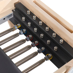 Cadre en bois de demi-trapèze personnalisé Reformer Pilates <span class=keywords><strong>Machine</strong></span> avec tour - Product Image 3