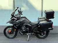 Moto de tourisme d'aventure KOVE 500X bicylindre refroidie par eau pour toutes les conditions routières 500cc Essence Vitesse maximale >80 km/h