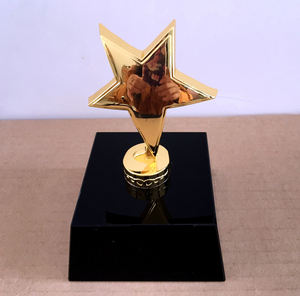 كأس كريستال صغير معدني فضي ونجمة ذهبية - Product Image 6